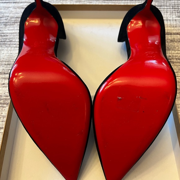 100% Authentic Christian Louboutin Iriza 100mm black suede pumps. - Picture 5 of 5